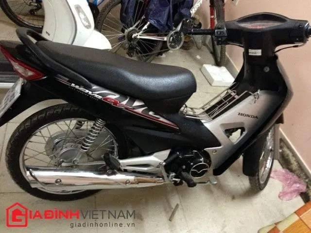 Hình ảnh quảng cáo Honda Wave Alpha 2014, một lựa chọn hợp lý thay thế Wave 100 nhập Thái cho người mới bắt đầu sử dụng xe máy.