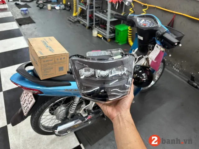 Đèn LED 2 tầng Zhipat cho Wave, cung cấp ánh sáng mạnh mẽ và ổn định, nâng cao tính thẩm mỹ cho xe.