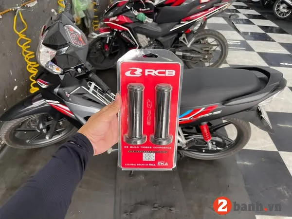 Các mẫu bao tay đồ chơi xe Wave cao cấp, giúp tăng cường độ bám và giảm rung cho người lái.