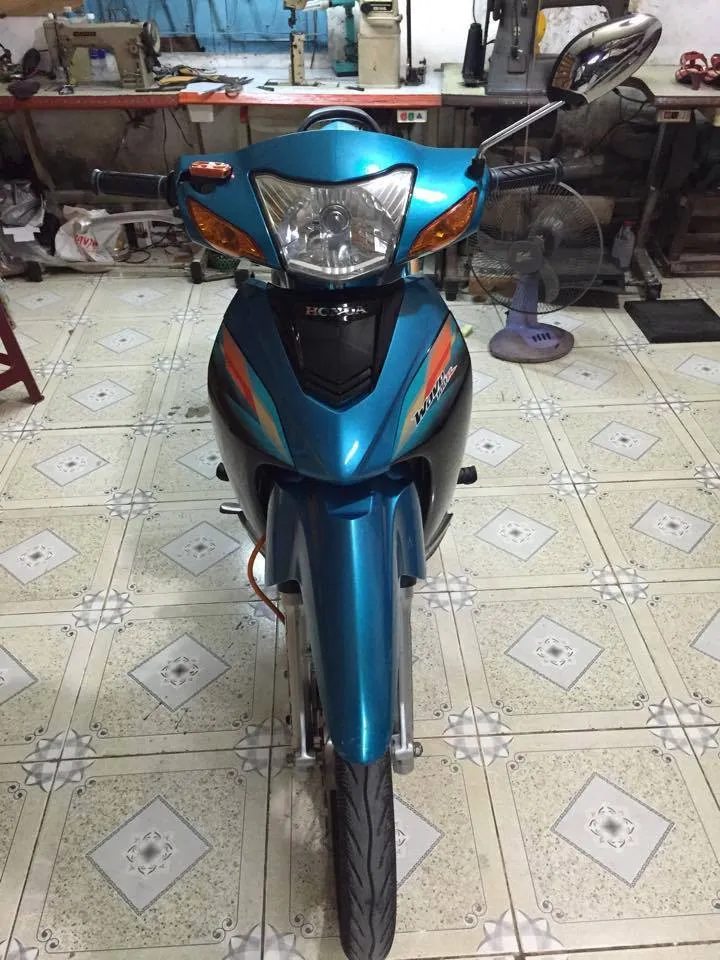 Wave Alpha màu xanh rêu độ phong cách quân đội