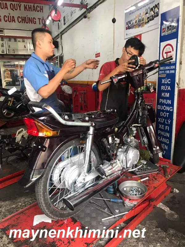 làm lại máy xe dream hết bao nhiêu tiền