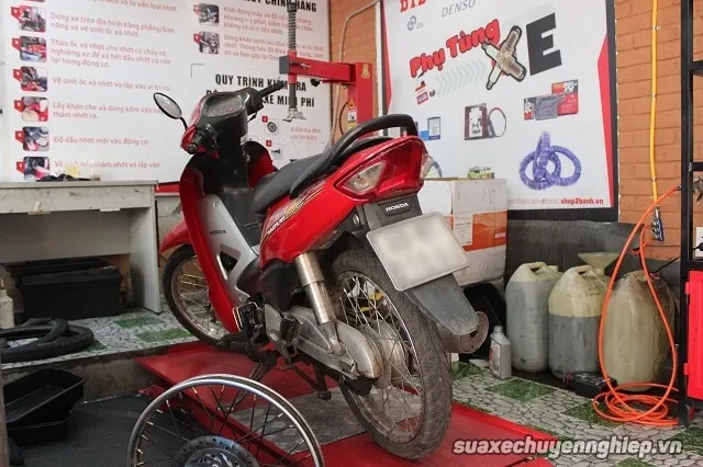 Quy trình bảo dưỡng và sửa xe Wave chuyên nghiệp tại trung tâm uy tín