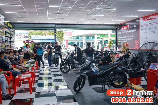 Lựa chọn trung tâm sửa chữa và bảo dưỡng uy tín để đảm bảo chất lượng linh kiện thay thế và kỹ thuật lắp đặt