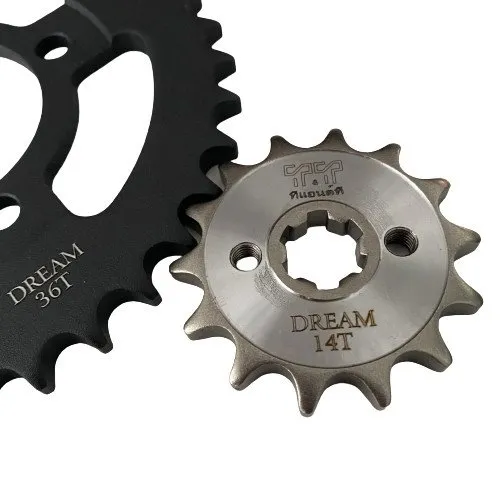 Hình ảnh cận cảnh bộ nhông sên dĩa xe Wave 50cc hiển thị độ sắc nét và đường nét tinh xảo