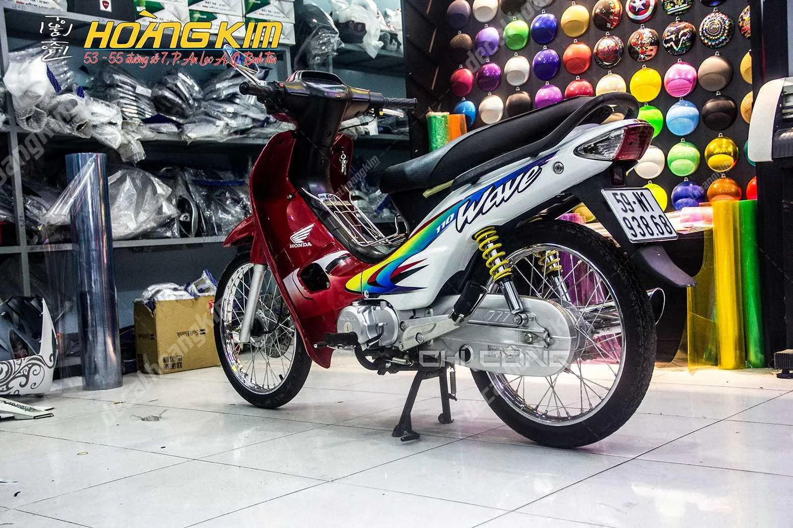 Mẫu allintitle:tem xe wave nice in kỹ thuật số màu đỏ đen hiện đại