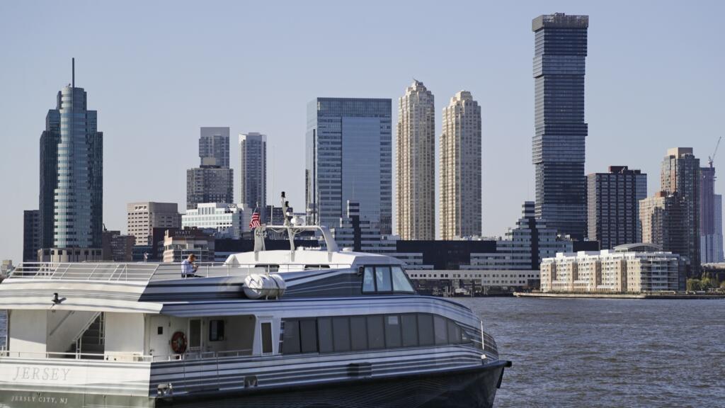 Cách Tính Thuế Trước Bạ Xe Máy Mới: Cẩm Nang Pháp Lý Và Chi Tiết Công Thức Cập Nhật 2024