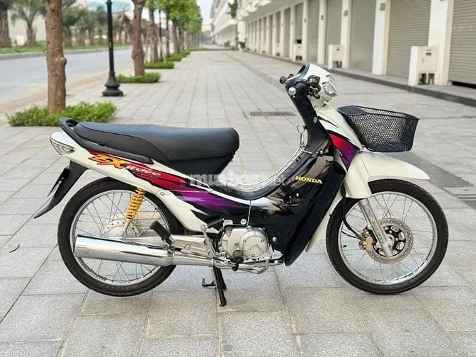Đánh giá tổng quan về xe Honda Wave ZX, mẫu xe huyền thoại được giới trẻ săn lùng