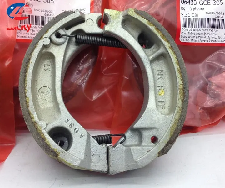 Bộ phận má phanh quan trọng trong việc đảm bảo an toàn vận hành xe máy