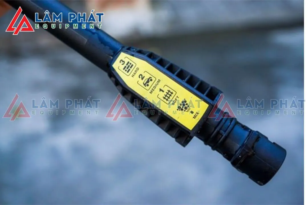 Kỹ thuật điều chỉnh áp lực rửa xe bằng súng phun hoặc đầu súng có thể điều chỉnh