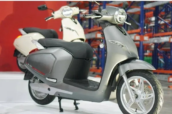 Xe máy điện thông minh, hiện đại