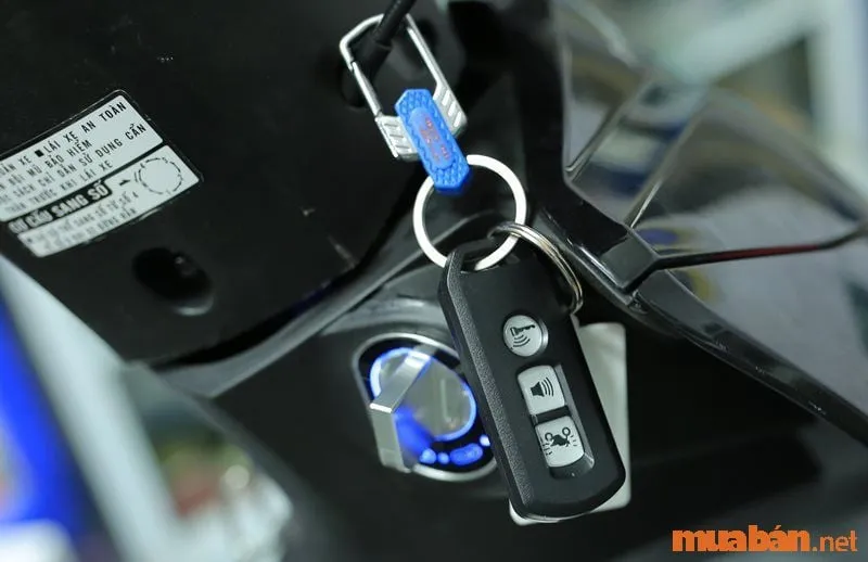 Hệ thống khóa thông minh Smart Key được tích hợp lên xe Wave, tăng cường an ninh và tiện lợi