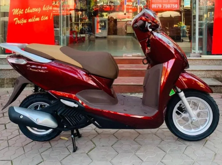 Giá xe máy Honda Lead 125cc mới nhất hôm nay bản tiêu chuẩn tại đại lý HEAD