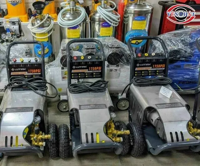 Nên kiểm tra lốp xe, phanh và các bộ phận an toàn khác trước khi quyết định mua