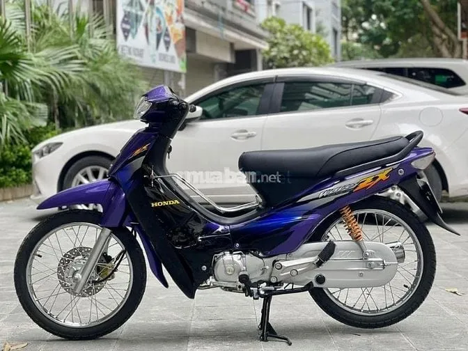 Phiên bản xe Wave ZX màu tím hiếm với bộ tem xe phong cách, độc đáo