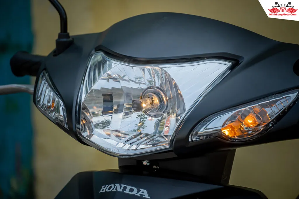 Hệ thống đèn pha luôn sáng trên Wave Alpha 110cc