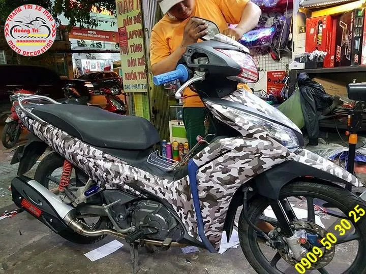 Độ pô R9 nổi bật và thẩm mỹ trên xe Wave RSX 2012