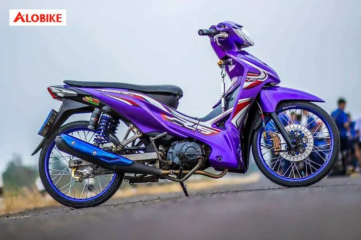 Xe Wave 50cc được độ kiểng tập trung vào sự tối giản và gọn gàng