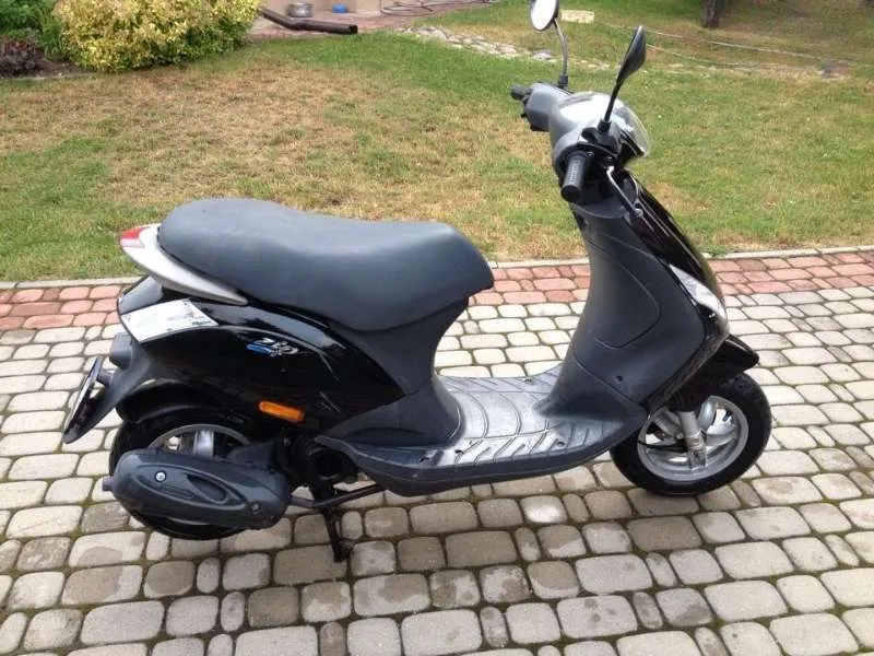 Đánh giá khả năng vận hành và động cơ HI-PER 4 kỳ của Piaggio Zip