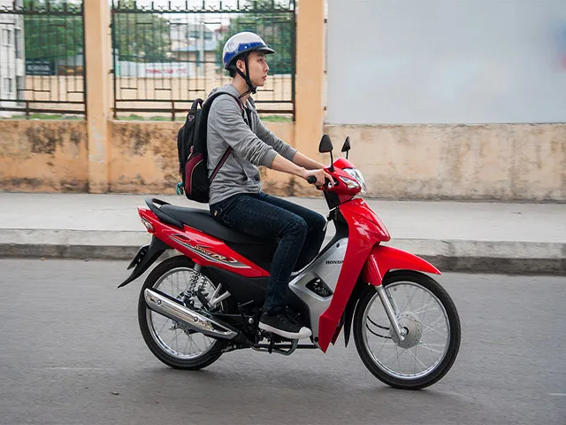 Bộ động cơ mạnh mẽ và êm mượt của Wave Alpha 2017