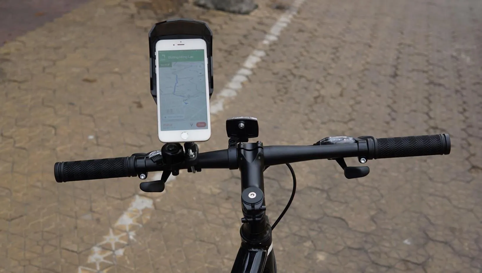 Ghi đông xe máy làm từ hợp kim nhôm chất lượng cao, xác định chi phí và độ bền