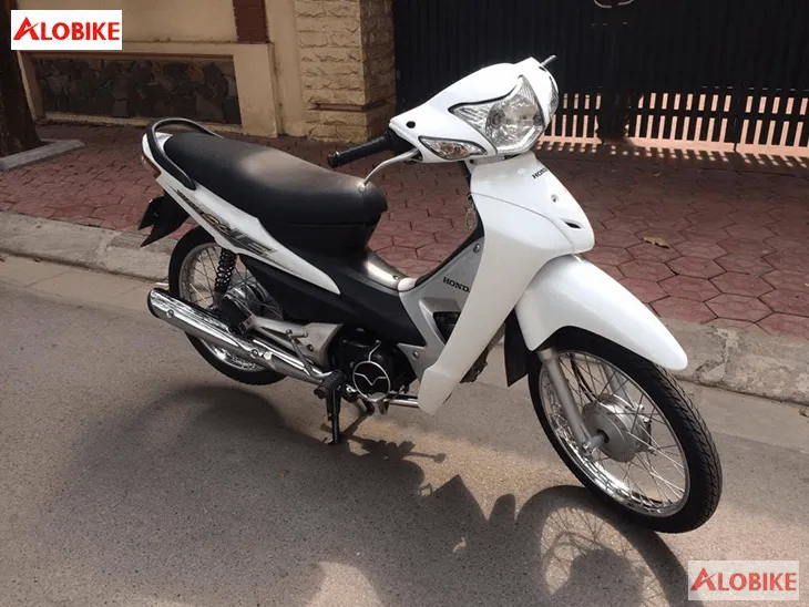 Phân tích thị trường và giá bán thực tế của Wave Alpha màu trắng