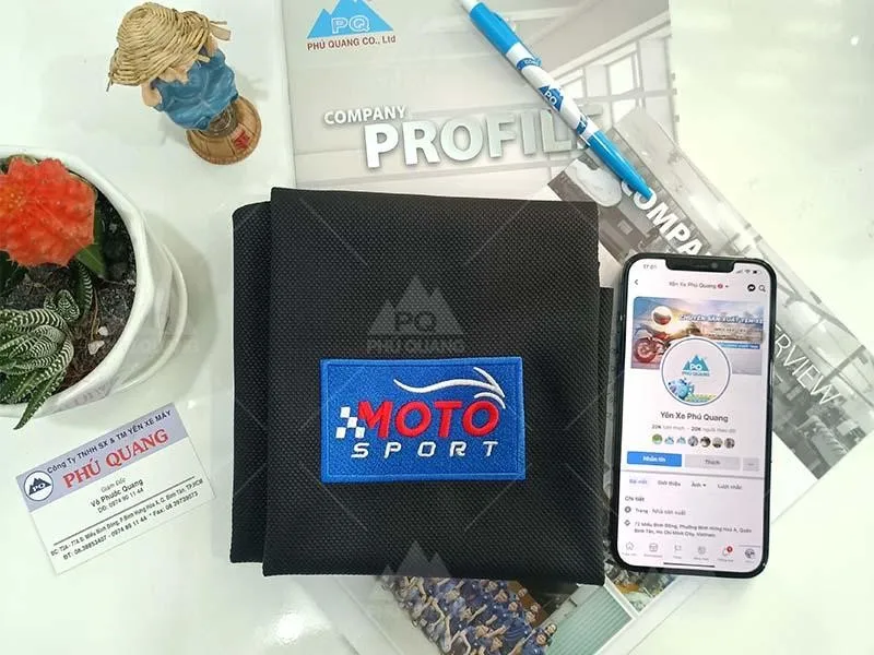 Hình ảnh minh họa - Yên xe wave được gọt và bọc da Simili vân kim cương.