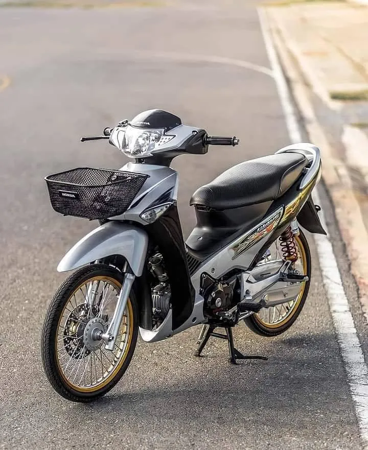 Dàn chân xe Wave độ với niềng nhôm và phanh đĩa cao cấp