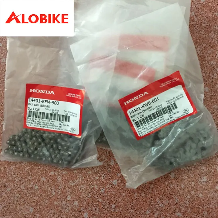 Mô hình bánh răng và dây sên cam, minh họa nguyên lý truyền động trục khuỷu lên trục cam.