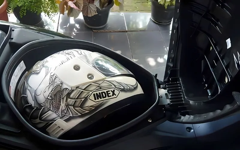 Cách Mở Cốp Xe Máy Không Cần Chìa Khóa: Hướng Dẫn Chi Tiết Và An Toàn Nhất Cho Mọi Dòng Xe