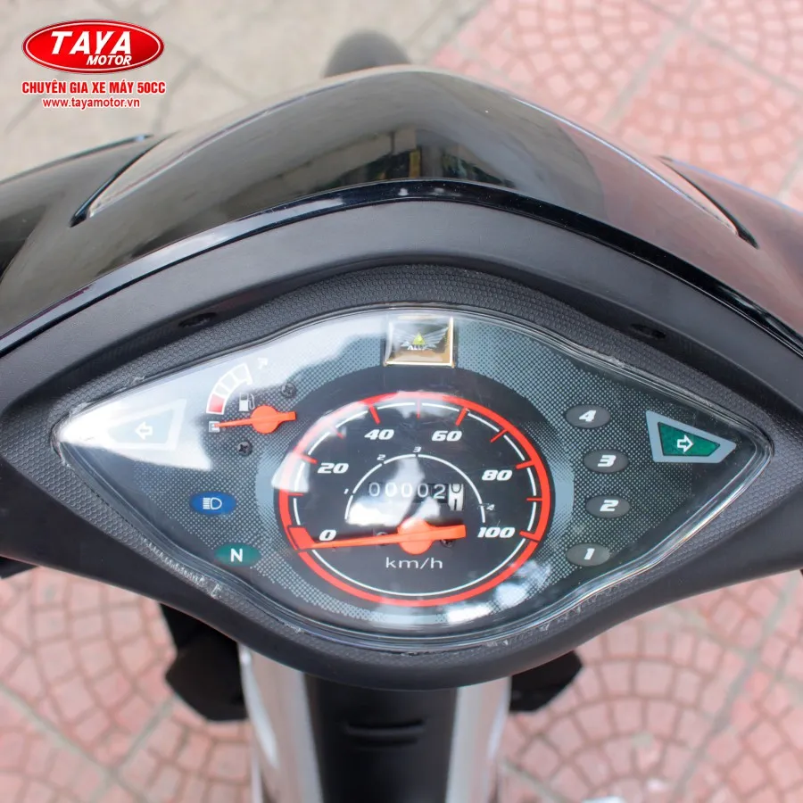 Xe máy WS50 đen: Xe máy WS50 đen là một sự lựa chọn hoàn hảo cho những người muốn chiếc xe máy vừa sang trọng vừa bắt mắt. Hãy khám phá những đường nét tinh xảo trên chiếc xe này và cảm nhận sự đẳng cấp của nó.