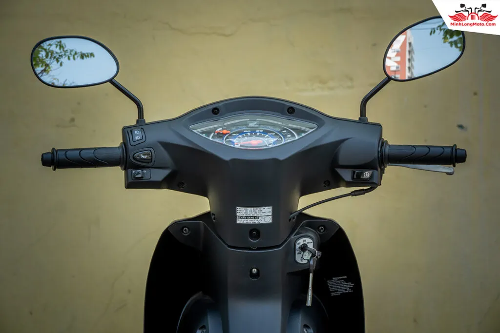 Khóa đa năng 3 trong 1 và nắp trập chống trộm trên xe wave alpha đen