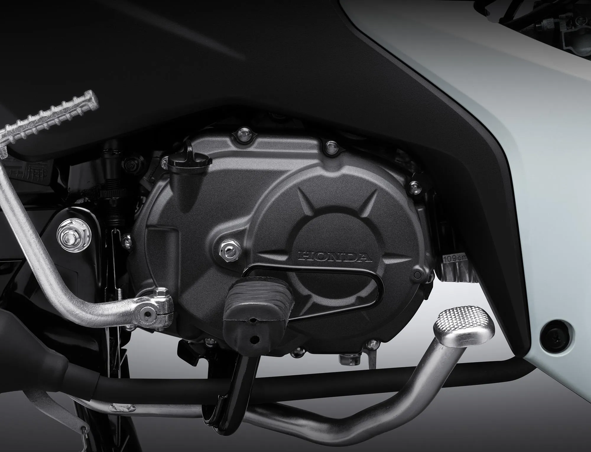 Cận cảnh khối động cơ 110cc của Wave Alpha, tối ưu hiệu suất và tiết kiệm nhiên liệu