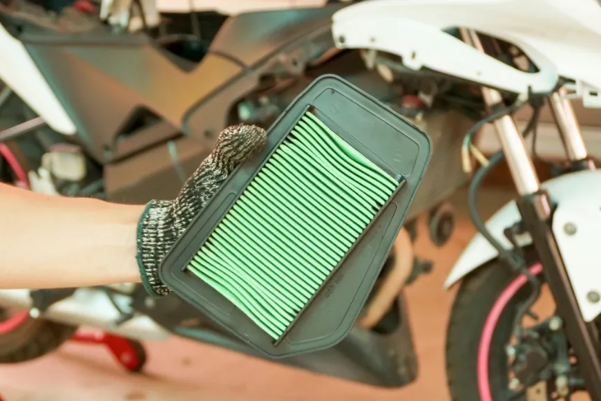 Vai trò của lọc gió và bảo dưỡng hệ thống cấp gió giúp xe khởi động dễ dàng hơn