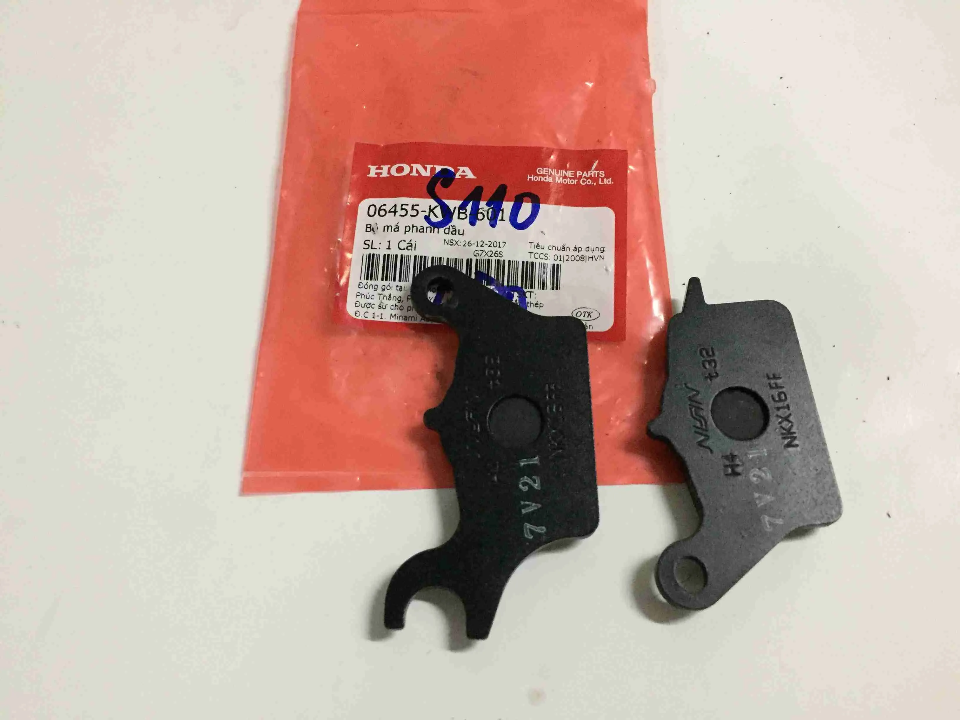 Má phanh đĩa trước Wave Alpha chính hãng, chi tiết về vật liệu ma sát và xương thép.