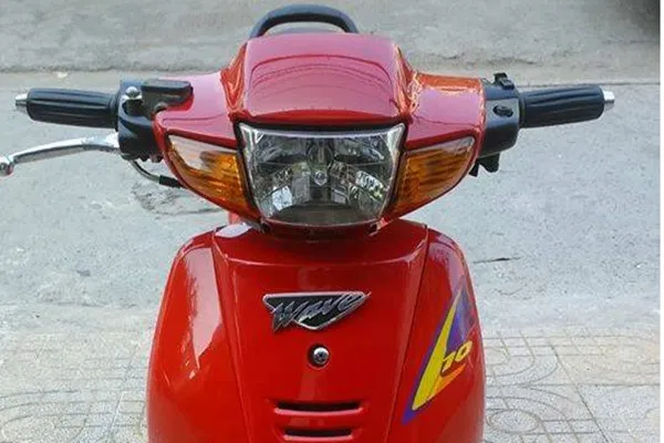 Chi tiết độ gác chân và gấp nhôm DBS trên Wave Trung Quốc