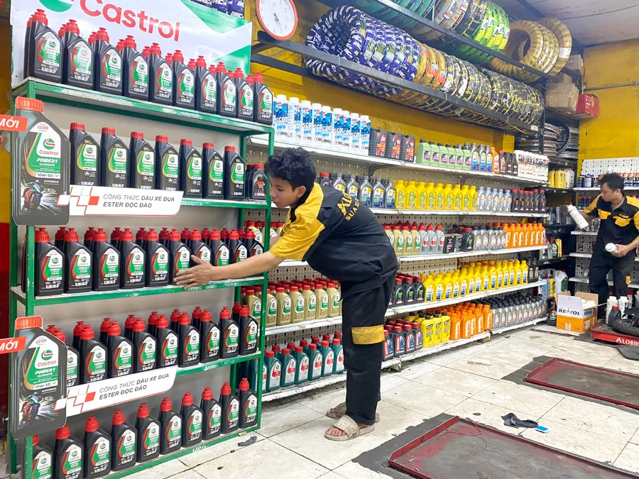 Các loại nhớt chính hãng phục vụ cho nhu cầu thay nhớt xe Wave Alpha