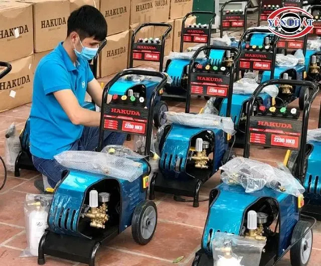 Nên ưu tiên các chuỗi cửa hàng lớn và có đánh giá tốt khi mua xe máy giá rẻ