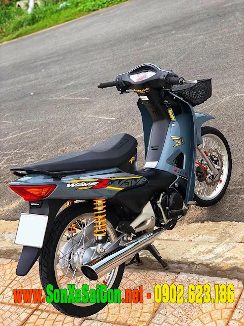 Cận cảnh màu sơn xe Honda Wave xanh xi măng mới nhất, đạt tiêu chuẩn chất lượng cao.