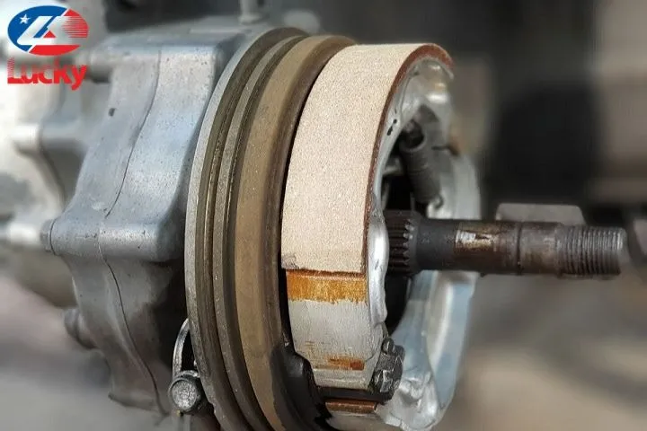 bố thắng đùm xe máy và các thương hiệu phổ biến