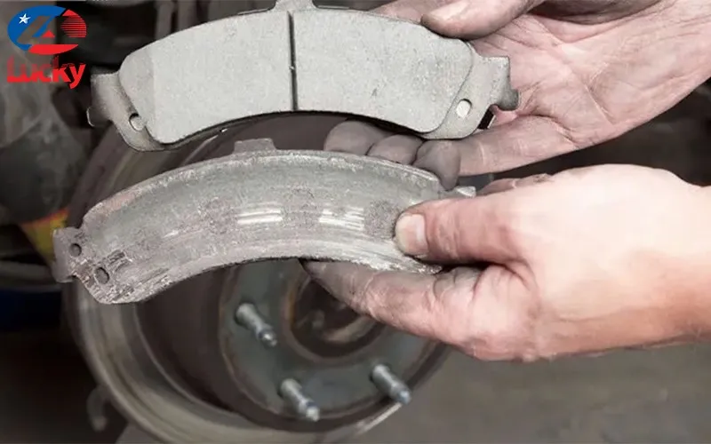 Phân tích nguyên nhân má phanh xe máy bị mòn nhanh và cách khắc phục