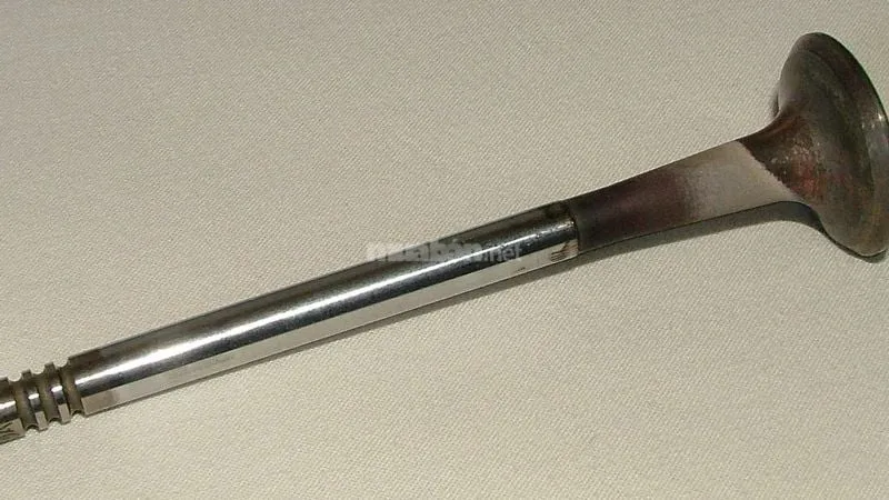 Thân xupap bị mòn