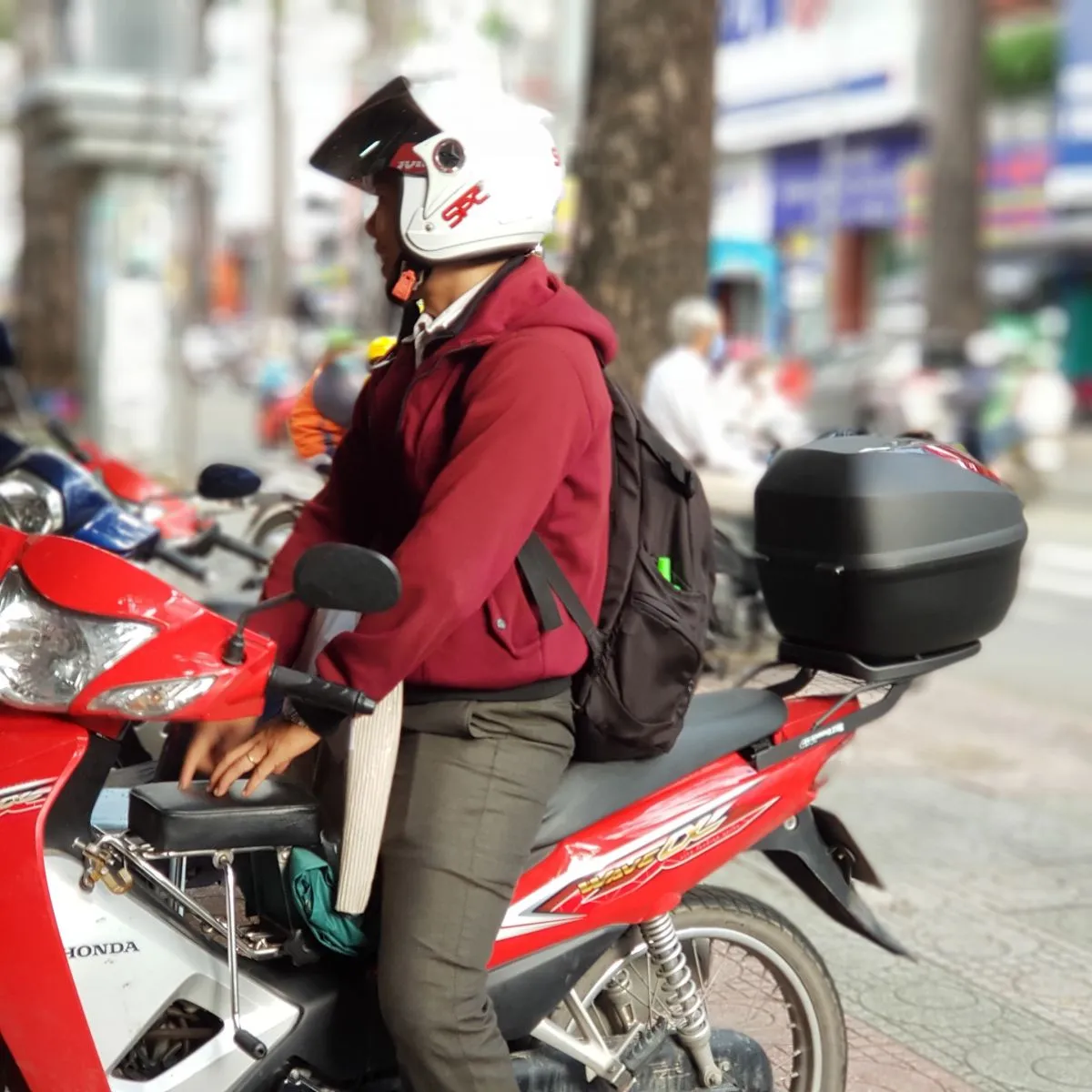 Combo thùng Givi E250N và baga Givi MV Wave Alpha 110 được lắp hoàn thiện lên xe Honda Wave Alpha 110