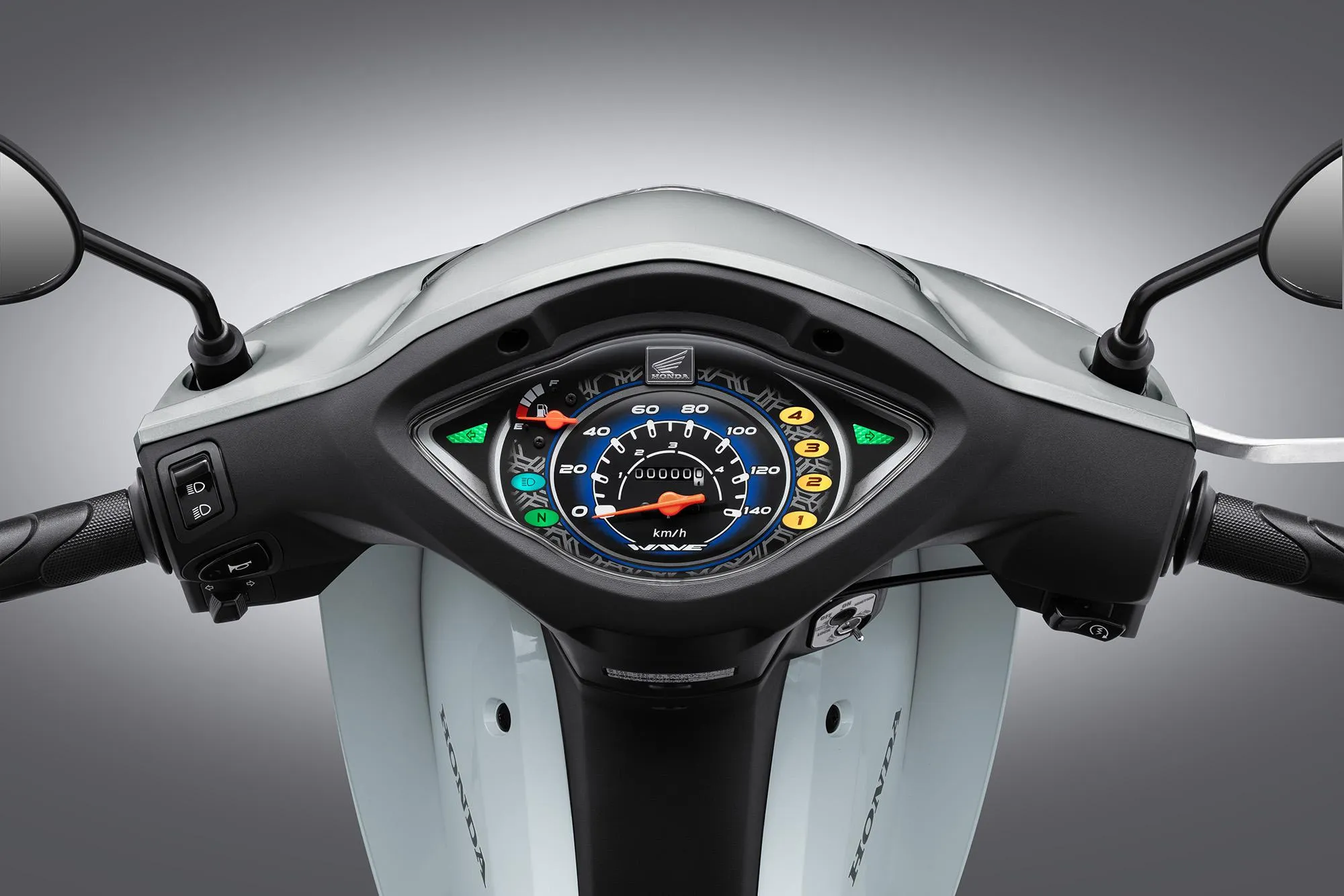 Mặt đồng hồ hiển thị các thông số vận hành của xe Wave Alpha cổ điển