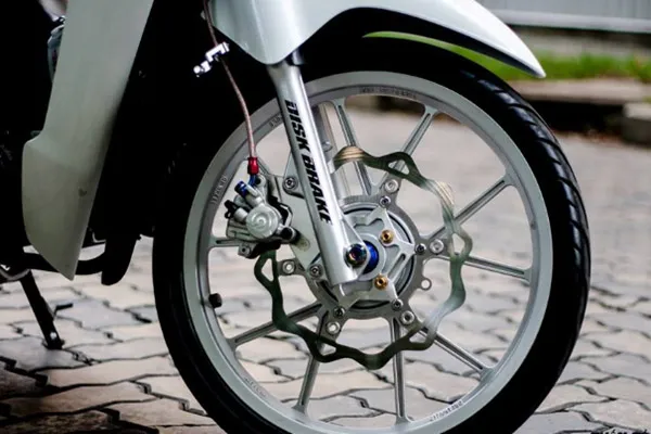 Dàn chân ấn tượng của Wave Alpha độ kiểng