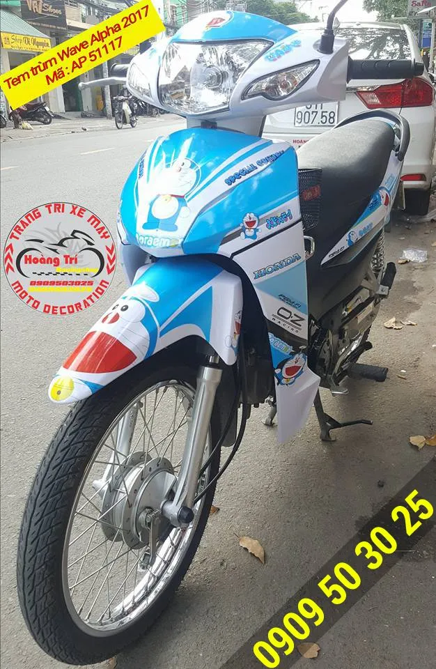 Cận cảnh dàn đầu xe Wave Alpha 2017 sau khi dán tem Doremon, hình ảnh chi tiết mèo máy