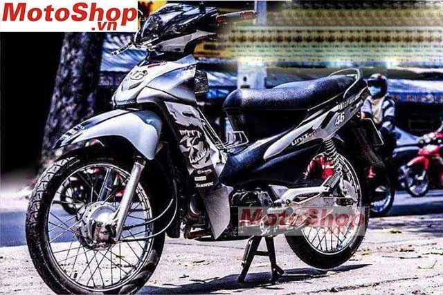 Xe Wave Độ: Với dòng xe Wave được độ nâng cấp, bạn sẽ được trải nghiệm một trải nghiệm lái xe tuyệt vời. Từ cách bố trí các phụ kiện đến các chi tiết trang trí, mỗi chiếc xe Wave Độ đều có những điểm nhấn riêng biệt. Hãy cùng chiêm ngưỡng hình ảnh của những chiếc xe Wave Độ đẹp mắt và sáng tạo.