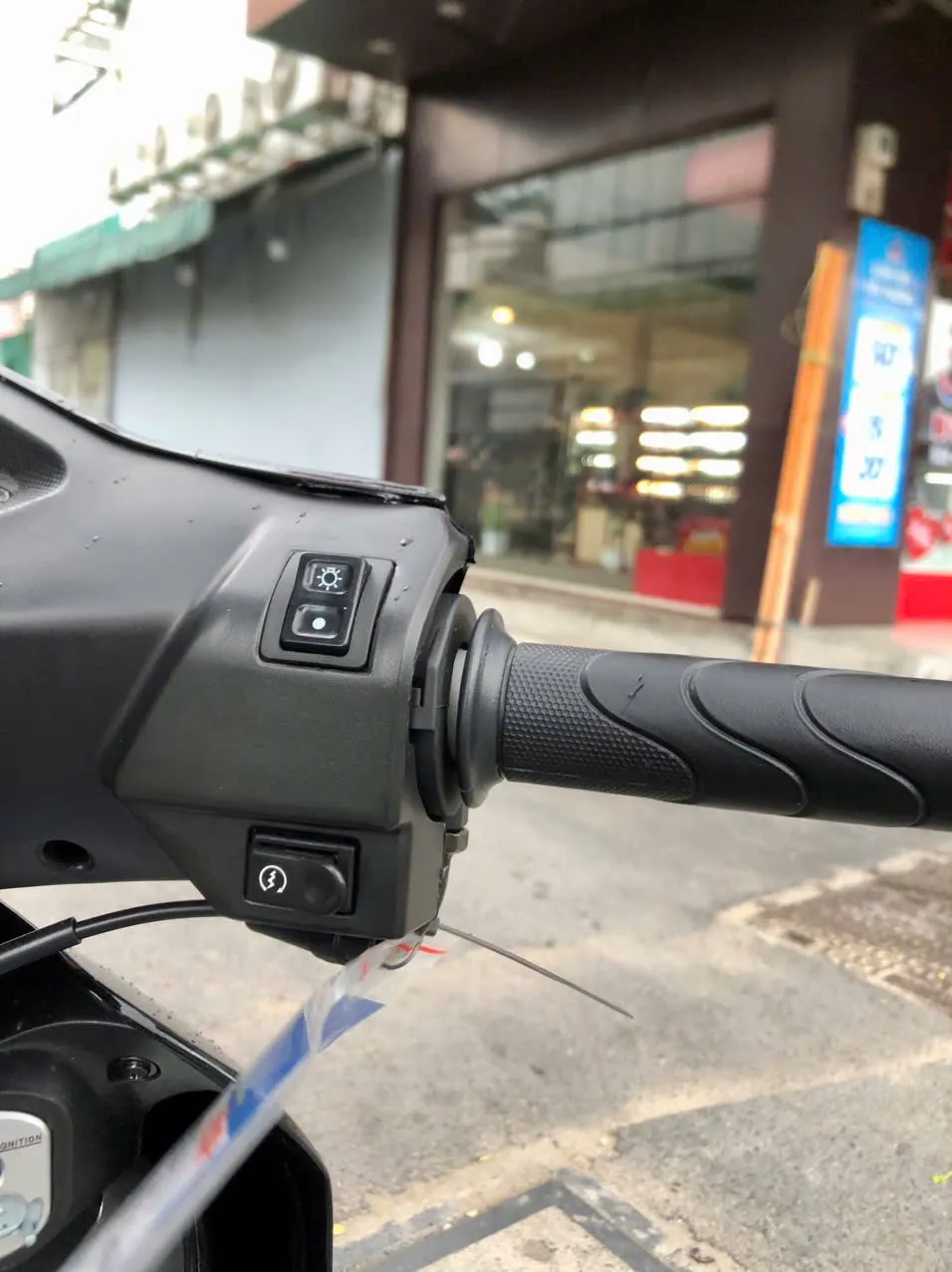 Xe máy 50cc Wave Motor Thái vành nan hoa