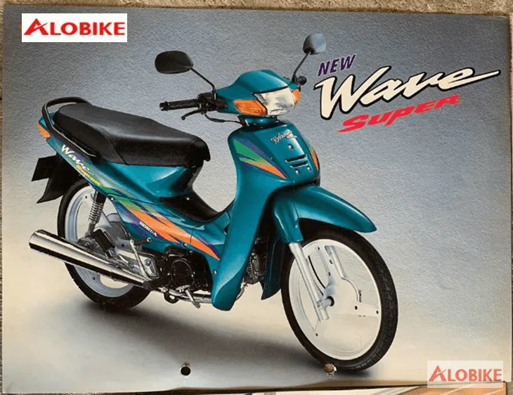 Phiên bản Wave Thái 100cc đời đầu nhập khẩu về Việt Nam