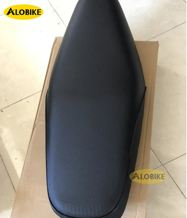 Yên xe Wave RSX 110 chính hãng Honda, minh họa cấu trúc lớp áo bọc và mút đệm cao cấp.