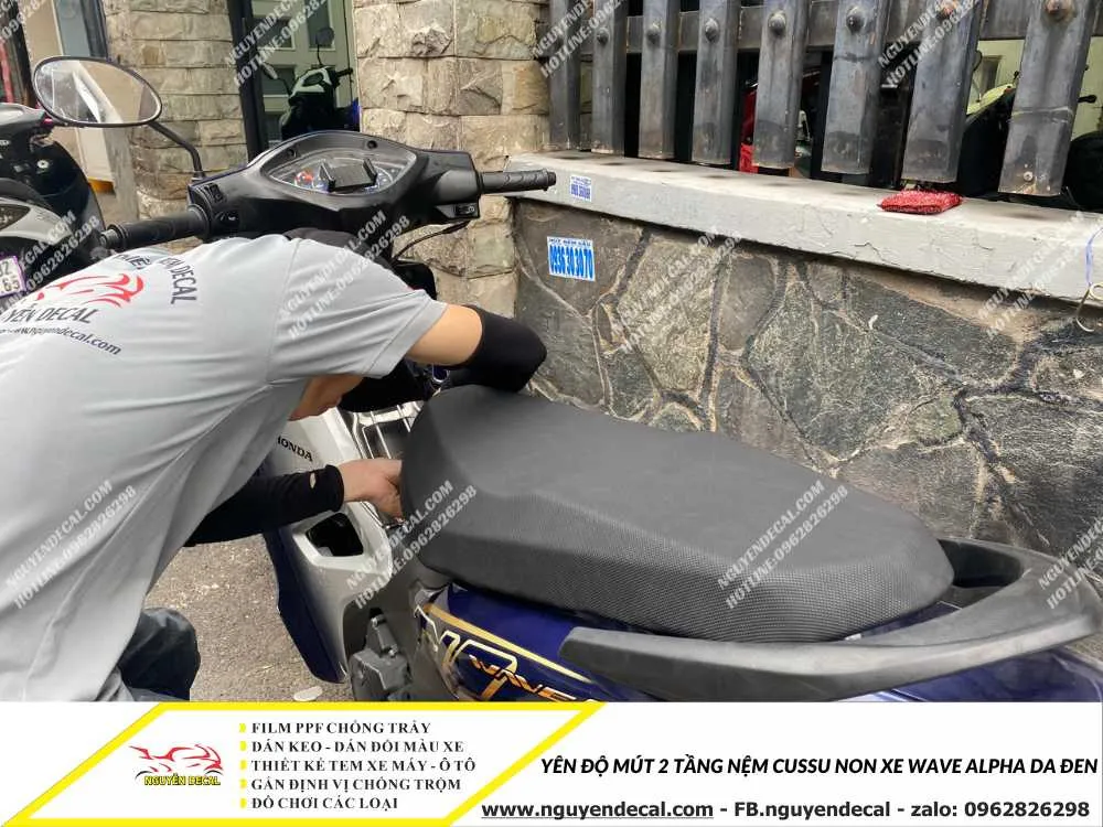 Toàn cảnh thiết kế độ yên xe wave với mút Cussu Non cao cấp và bọc da màu đen sang trọng.